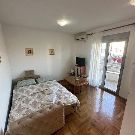 Apartment Stex 4 Подгориця Екстер'єр фото