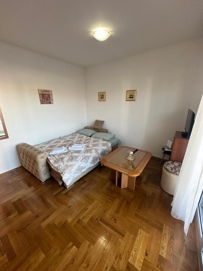 Apartment Stex 4 Подгориця Екстер'єр фото